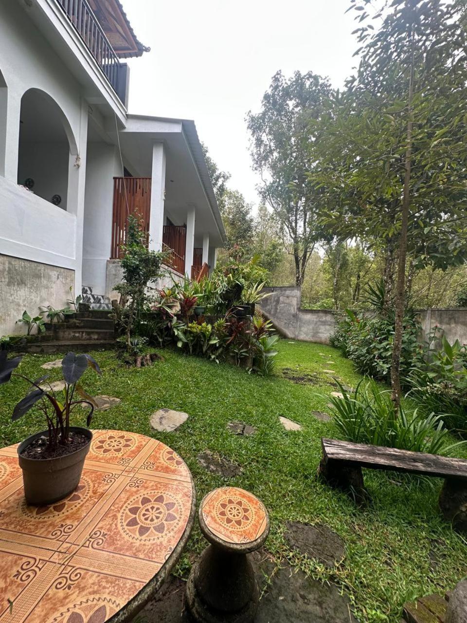 Appartement Umah Yugadi Bali à Munduk Extérieur photo