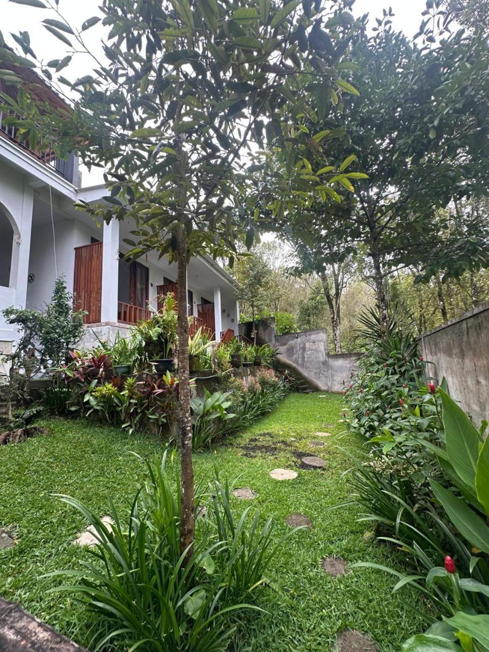 Appartement Umah Yugadi Bali à Munduk Chambre photo